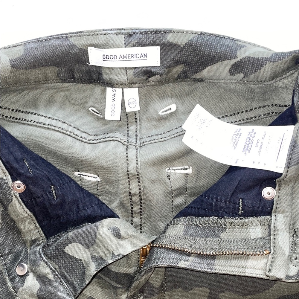 Good American | Skinny Jeans - Picture 3 of 6